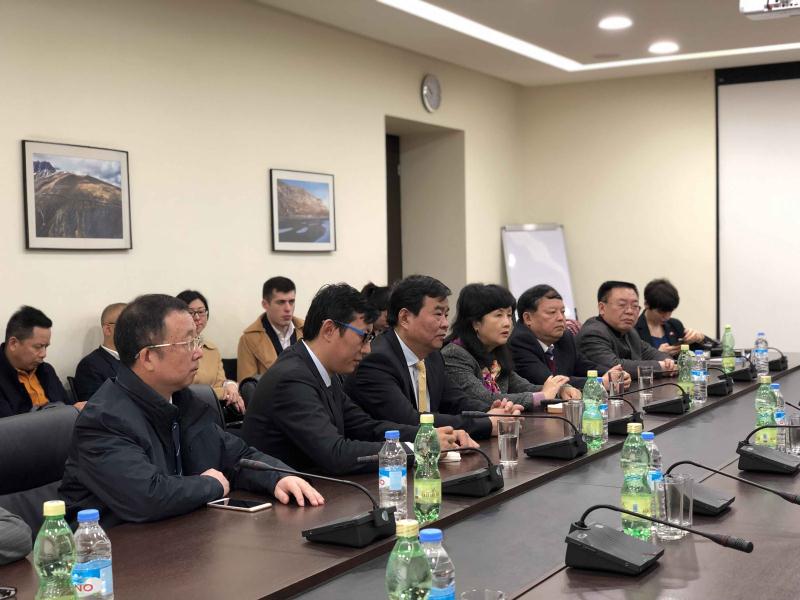 维多利亚老品牌vic(集团)官方网站