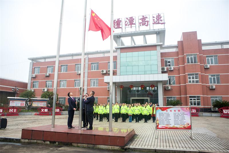 维多利亚老品牌vic(集团)官方网站