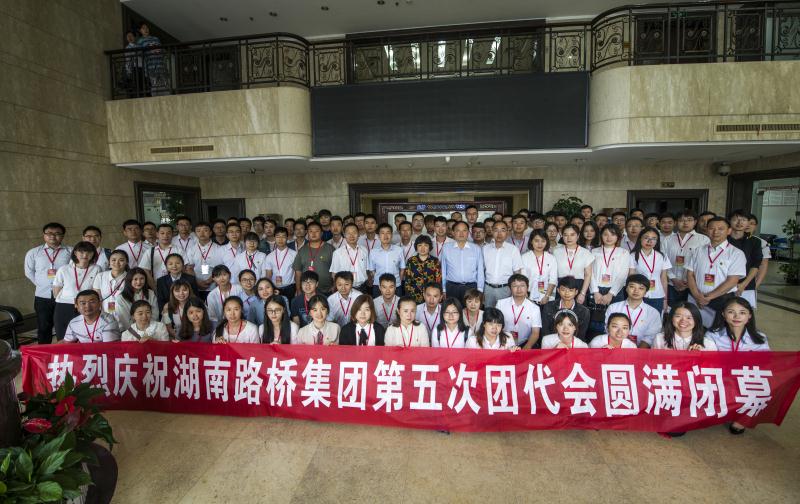维多利亚老品牌vic(集团)官方网站